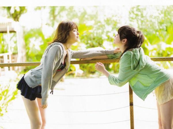    乃木坂46写真集《1时间遅れのI love you》海边度假比基尼清纯少女青春偶像写真第47张图片