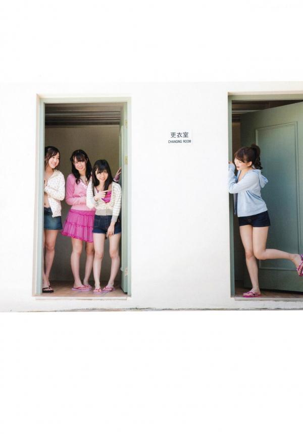    乃木坂46写真集《1时间遅れのI love you》海边度假比基尼清纯少女青春偶像写真第73张图片