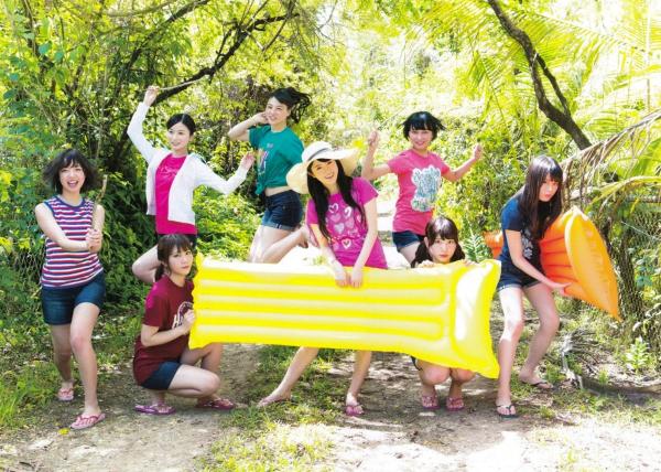    乃木坂46写真集《1时间遅れのI love you》海边度假比基尼清纯少女青春偶像写真第96张图片