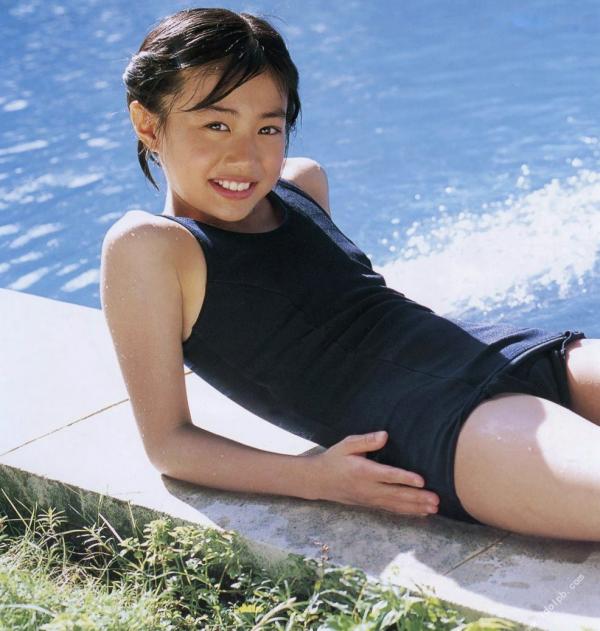    PB写真集_加藤美月《たからもの》 清纯校服与活力泳装户外写真集[114P]第38张图片
