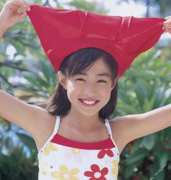    PB写真集_加藤美月《たからもの》 清纯校服与活力泳装户外写真集[114P]第53张图片