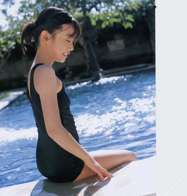   PB写真集_加藤美月《たからもの》 清纯校服与活力泳装户外写真集[114P]第76张图片