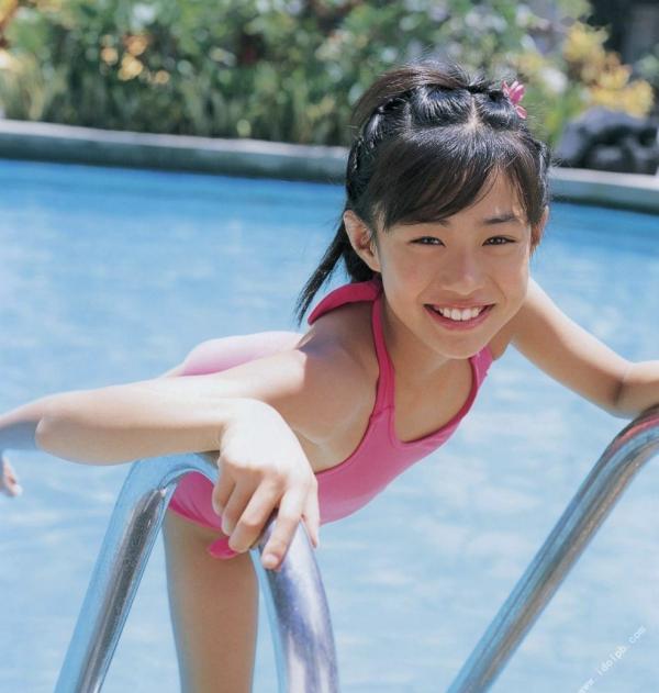   PB写真集_加藤美月《たからもの》 清纯校服与活力泳装户外写真集[114P]第104张图片