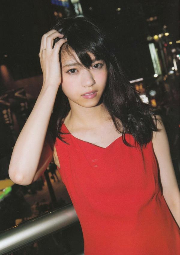    西野七濑《普段着》写真集：清纯少女海滩比基尼与文艺街拍，记录甜美治愈的日常瞬间第100张图片