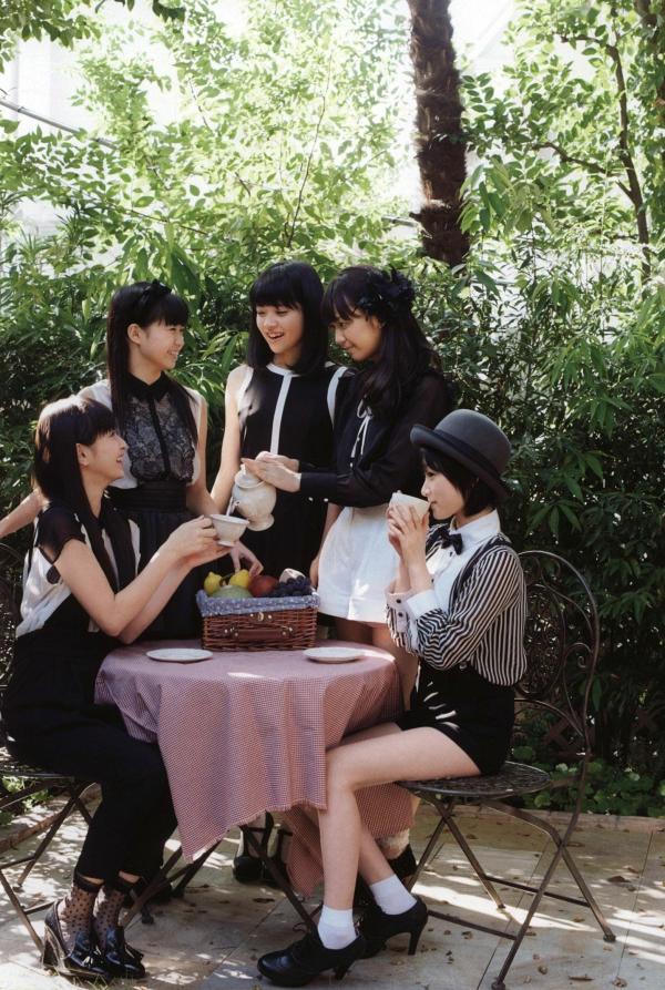    PB写真集_Juice=Juice《OFFICIAL PHOTO BOOK》日系清纯少女偶像团体写真画册第47张图片