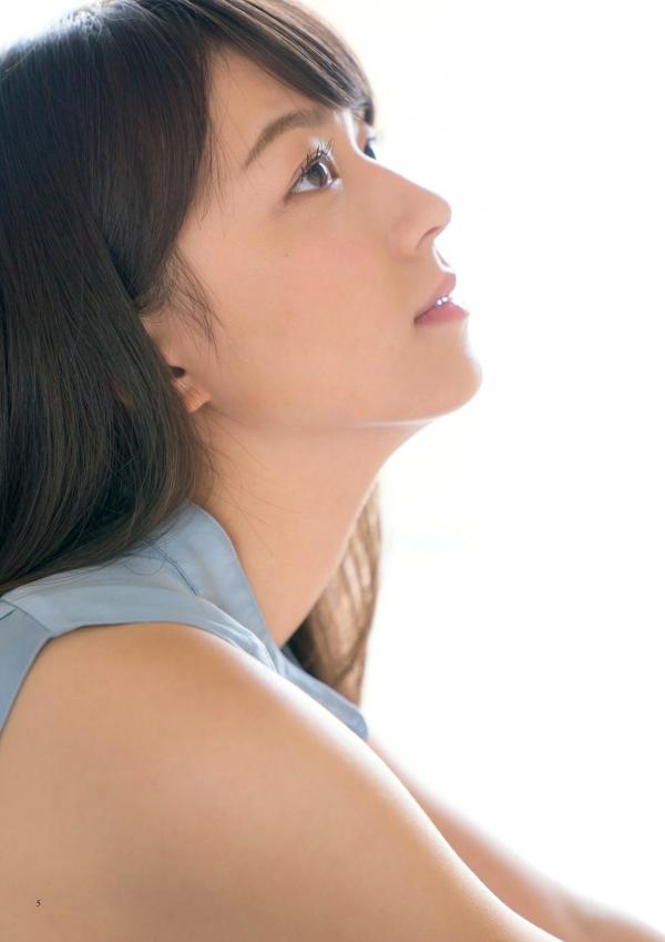    原色美人キャスター大図鑑2017：日本清纯主播写真集，汇集Cent Force与Kansai Fresh File美女，户外家居风格展现女神元气笑颜第2张图片