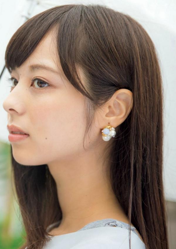    原色美人キャスター大図鑑2017：日本清纯主播写真集，汇集Cent Force与Kansai Fresh File美女，户外家居风格展现女神元气笑颜第31张图片