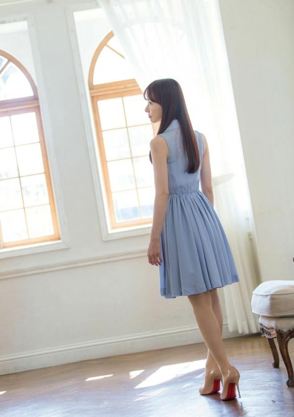    原色美人キャスター大図鑑2017：日本清纯主播写真集，汇集Cent Force与Kansai Fresh File美女，户外家居风格展现女神元气笑颜第69张图片