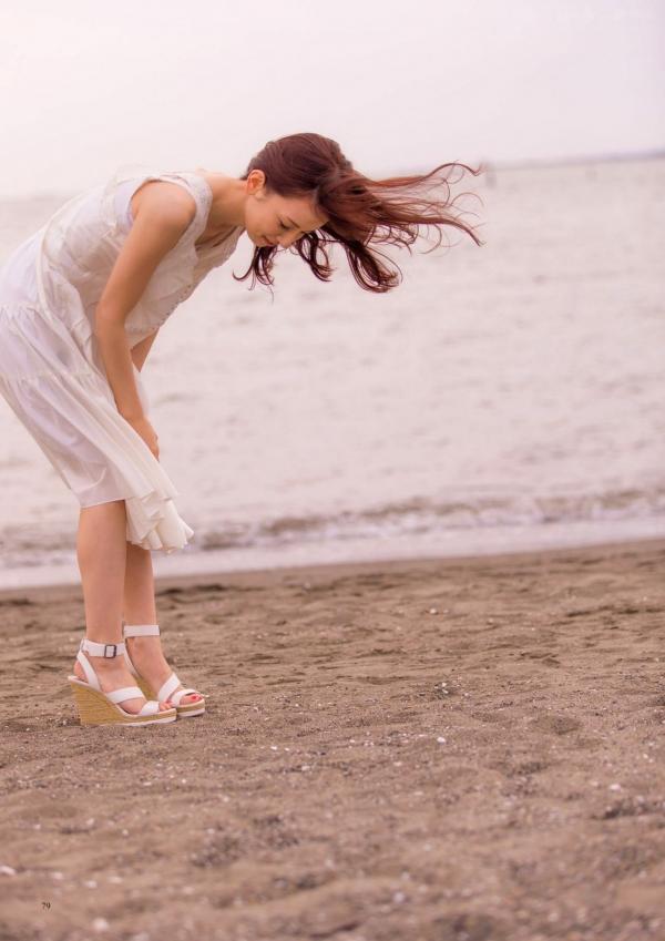    原色美人キャスター大図鑑2017：日本清纯主播写真集，汇集Cent Force与Kansai Fresh File美女，户外家居风格展现女神元气笑颜第72张图片