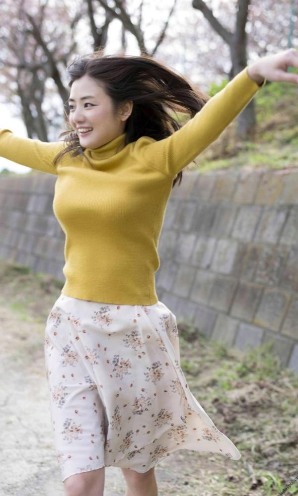    PB写真集_片山萌美 Moemi Katayama 《覚醒》 户外街拍与唯美私房大片_气质女神迷人写真第8张图片