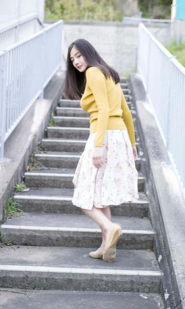    PB写真集_片山萌美 Moemi Katayama 《覚醒》 户外街拍与唯美私房大片_气质女神迷人写真第13张图片