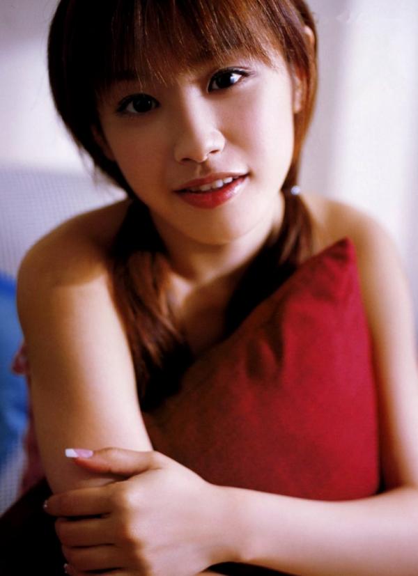    高橋愛《Love Hello》写真集：清纯女神海边度假，比基尼呈现极致诱惑与夏日清新感第29张图片