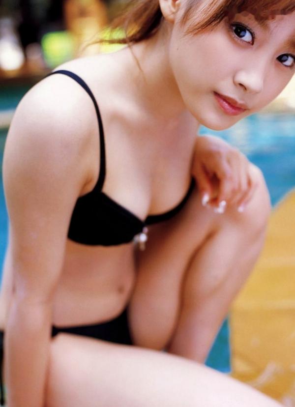    高橋愛《Love Hello》写真集：清纯女神海边度假，比基尼呈现极致诱惑与夏日清新感第74张图片