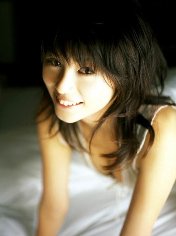    PB写真集_小阪由佳Yuka Kosaka性感比基尼私房写真，居家纯欲风尚与傲人曲线呈现第6张图片