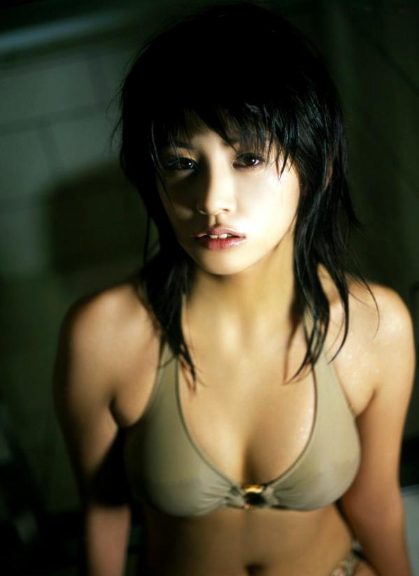    PB写真集_小阪由佳Yuka Kosaka性感比基尼私房写真，居家纯欲风尚与傲人曲线呈现第33张图片