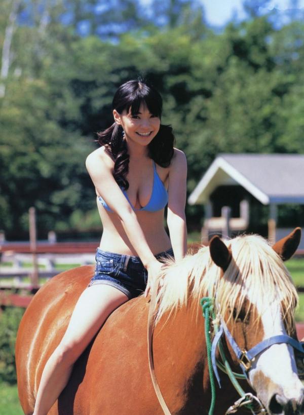    PB写真集_仓科加奈 Kurashina Kana《Sunny Flower》户外清新泳装比基尼度假写真[112P]第23张图片