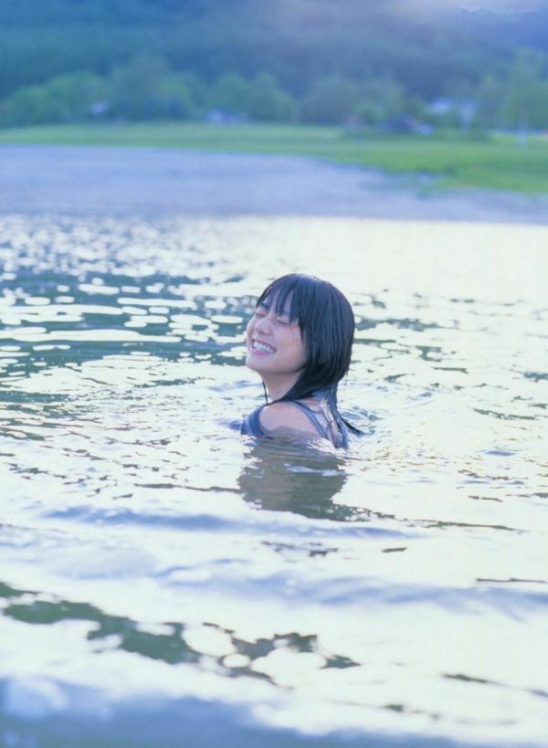    PB写真集_仓科加奈 Kurashina Kana《Sunny Flower》户外清新泳装比基尼度假写真[112P]第100张图片