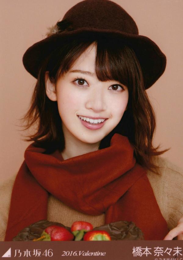    PB写真集_乃木坂46《CARD生写真》高颜值少女偶像合集，斋藤飞鸟万圣节装扮与成员清纯美照，展现治愈系甜美气质第17张图片