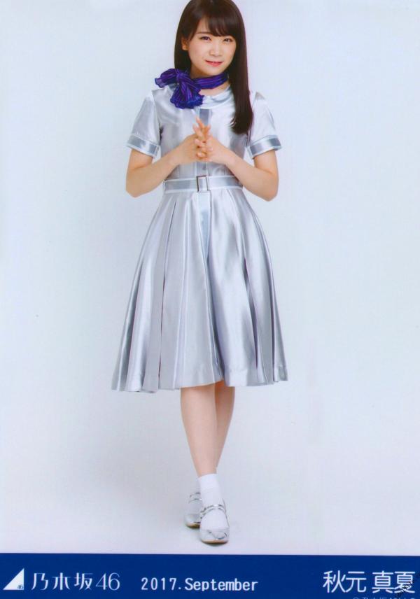    PB写真集_乃木坂46《CARD生写真》高颜值少女偶像合集，斋藤飞鸟万圣节装扮与成员清纯美照，展现治愈系甜美气质第38张图片