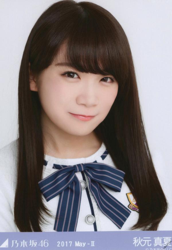    PB写真集_乃木坂46《CARD生写真》高颜值少女偶像合集，斋藤飞鸟万圣节装扮与成员清纯美照，展现治愈系甜美气质第42张图片