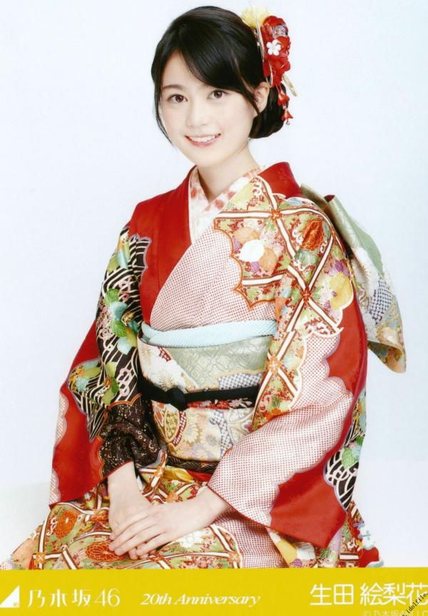    PB写真集_乃木坂46《CARD生写真》高颜值少女偶像合集，斋藤飞鸟万圣节装扮与成员清纯美照，展现治愈系甜美气质第64张图片