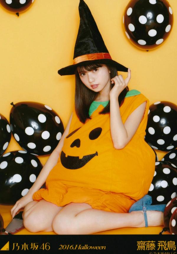    PB写真集_乃木坂46《CARD生写真》高颜值少女偶像合集，斋藤飞鸟万圣节装扮与成员清纯美照，展现治愈系甜美气质第66张图片