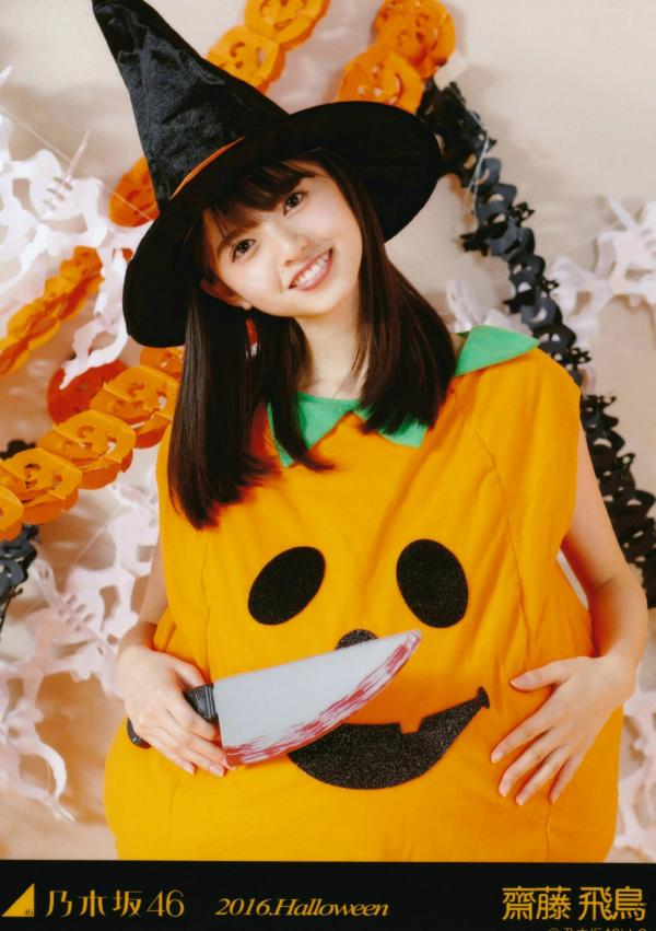    PB写真集_乃木坂46《CARD生写真》高颜值少女偶像合集，斋藤飞鸟万圣节装扮与成员清纯美照，展现治愈系甜美气质第70张图片