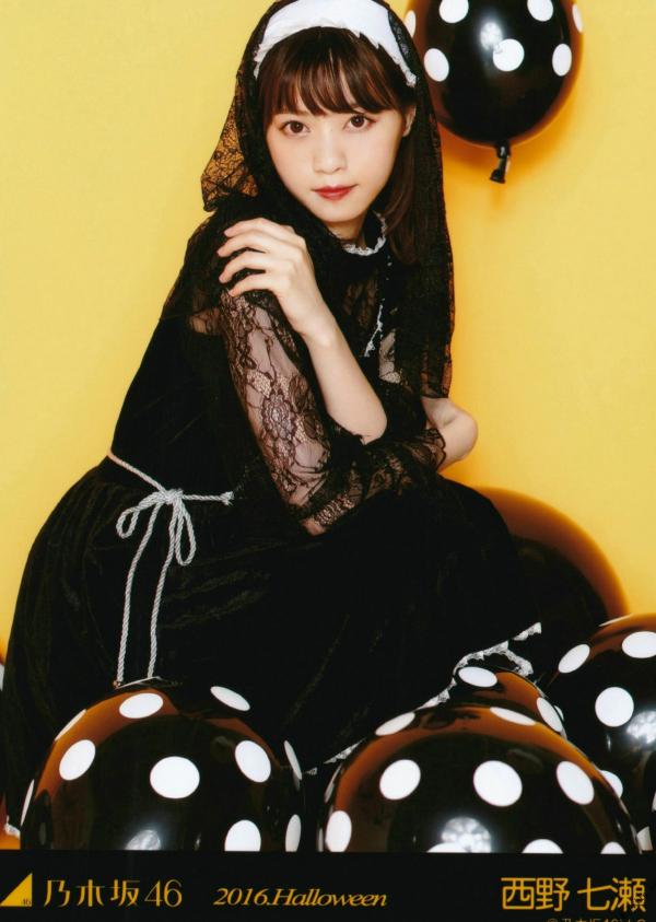    PB写真集_乃木坂46《CARD生写真》高颜值少女偶像合集，斋藤飞鸟万圣节装扮与成员清纯美照，展现治愈系甜美气质第73张图片