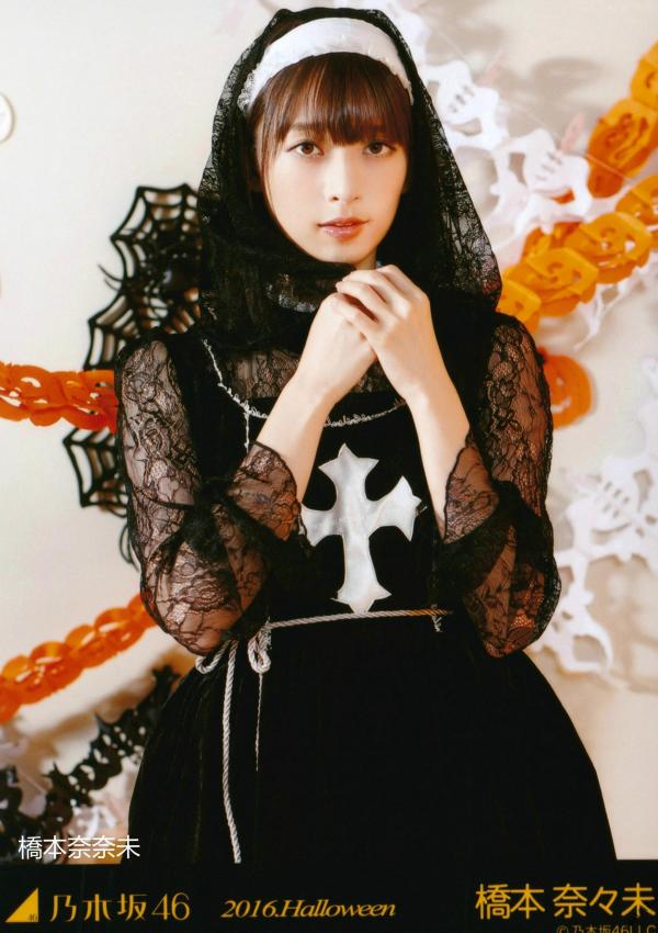    PB写真集_乃木坂46《CARD生写真》高颜值少女偶像合集，斋藤飞鸟万圣节装扮与成员清纯美照，展现治愈系甜美气质第82张图片