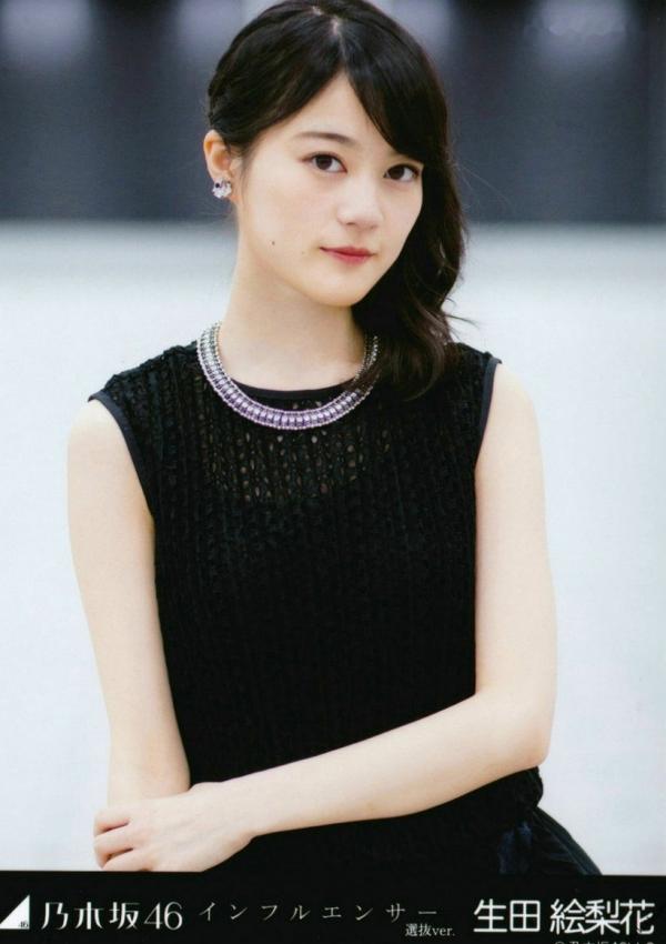    PB写真集_乃木坂46《CARD生写真》高颜值少女偶像合集，斋藤飞鸟万圣节装扮与成员清纯美照，展现治愈系甜美气质第102张图片