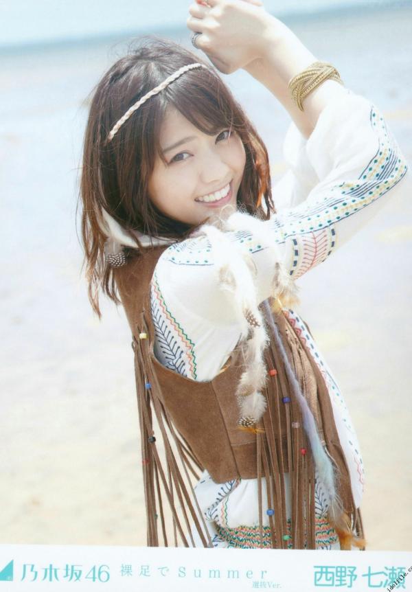    PB写真集_乃木坂46《CARD生写真》高颜值少女偶像合集，斋藤飞鸟万圣节装扮与成员清纯美照，展现治愈系甜美气质第109张图片