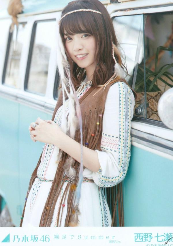    PB写真集_乃木坂46《CARD生写真》高颜值少女偶像合集，斋藤飞鸟万圣节装扮与成员清纯美照，展现治愈系甜美气质第112张图片
