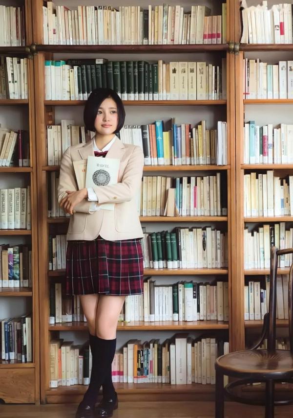    PB写真集_生田绘梨花、儿玉遥《Graduation 高校毕业》日系青春校园写真，清纯制服女孩校服魅力第14张图片