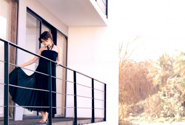    松浦亚弥《a》高清写真集：日系清纯风格，唯美光影下的治愈系户外女神大片第29张图片