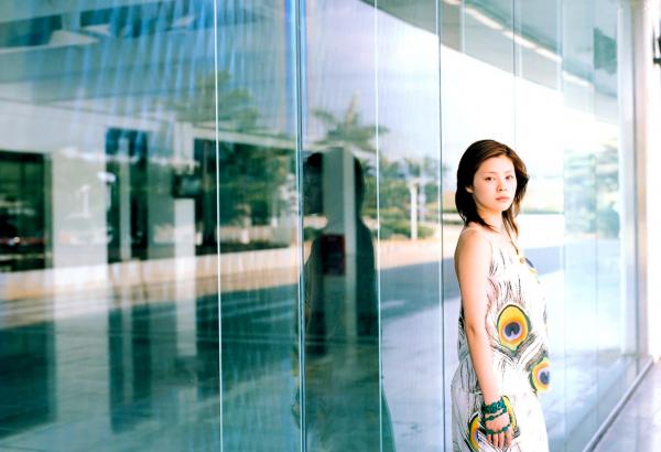    松浦亚弥《a》高清写真集：日系清纯风格，唯美光影下的治愈系户外女神大片第30张图片