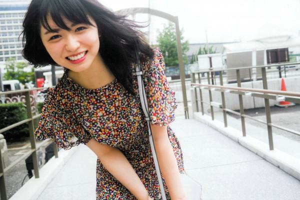    长滨宁琉 (Nagahama Neru) 1st写真集《这里开始》清新旅拍，海边泳装与唯美烟花系列，治愈系甜美女神写真第5张图片