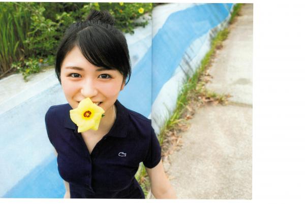    长滨宁琉 (Nagahama Neru) 1st写真集《这里开始》清新旅拍，海边泳装与唯美烟花系列，治愈系甜美女神写真第20张图片