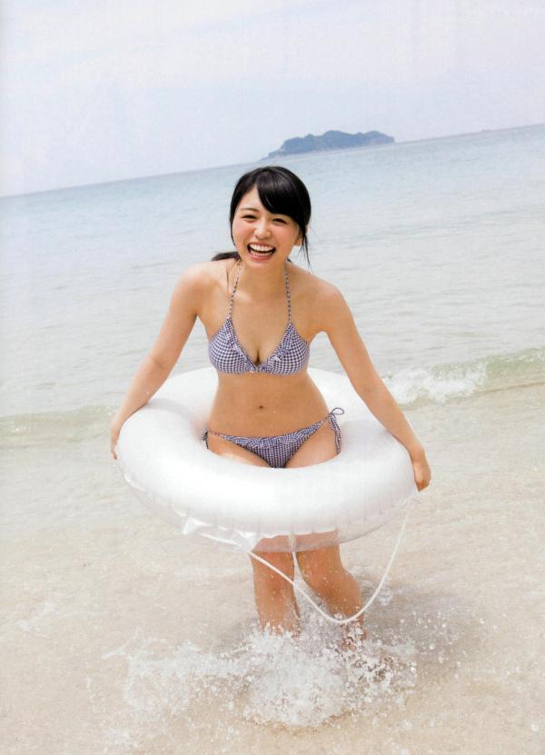    长滨宁琉 (Nagahama Neru) 1st写真集《这里开始》清新旅拍，海边泳装与唯美烟花系列，治愈系甜美女神写真第64张图片