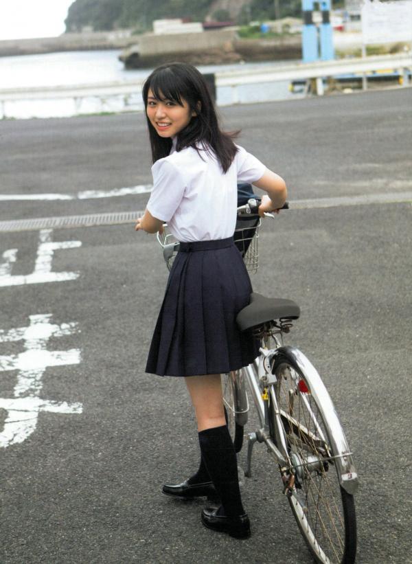    长滨宁琉 (Nagahama Neru) 1st写真集《这里开始》清新旅拍，海边泳装与唯美烟花系列，治愈系甜美女神写真第71张图片