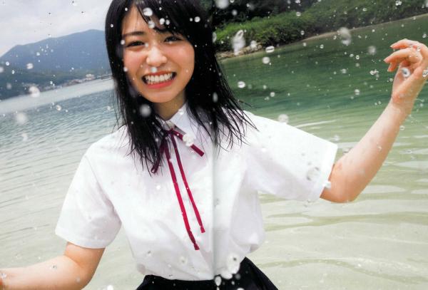    长滨宁琉 (Nagahama Neru) 1st写真集《这里开始》清新旅拍，海边泳装与唯美烟花系列，治愈系甜美女神写真第77张图片
