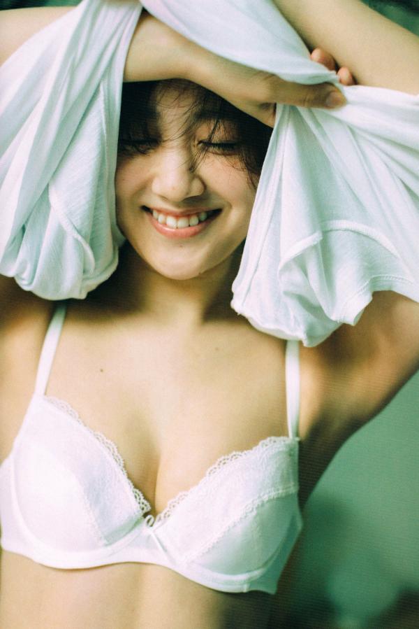    PB写真集_星野みなみ/星野南 1st PhotoBook 异国旅拍与居家私房治愈系写真集第72张图片