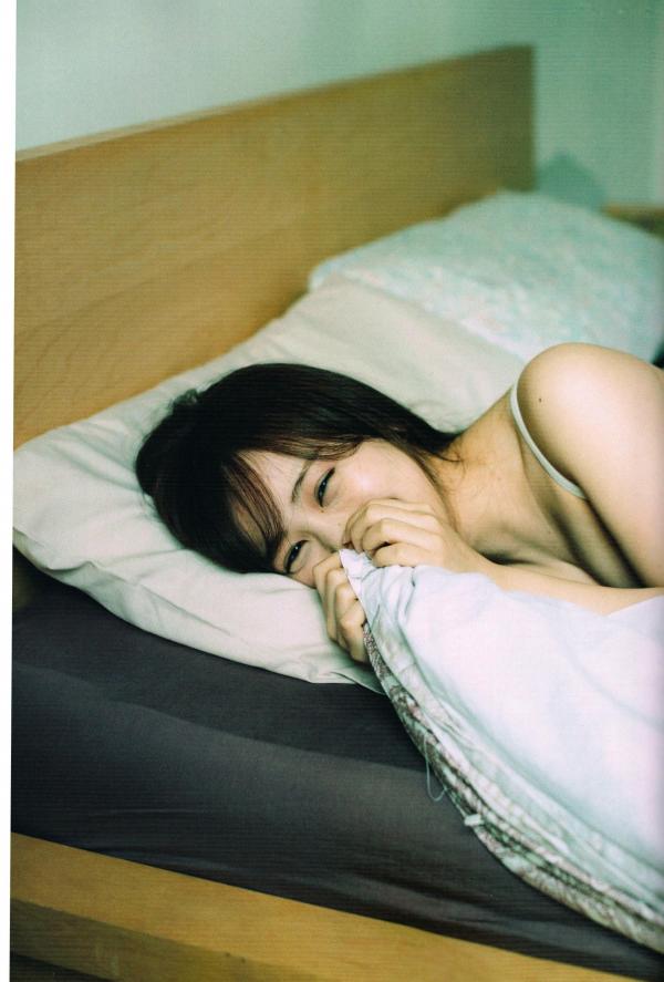    PB写真集_星野みなみ/星野南 1st PhotoBook 异国旅拍与居家私房治愈系写真集第75张图片