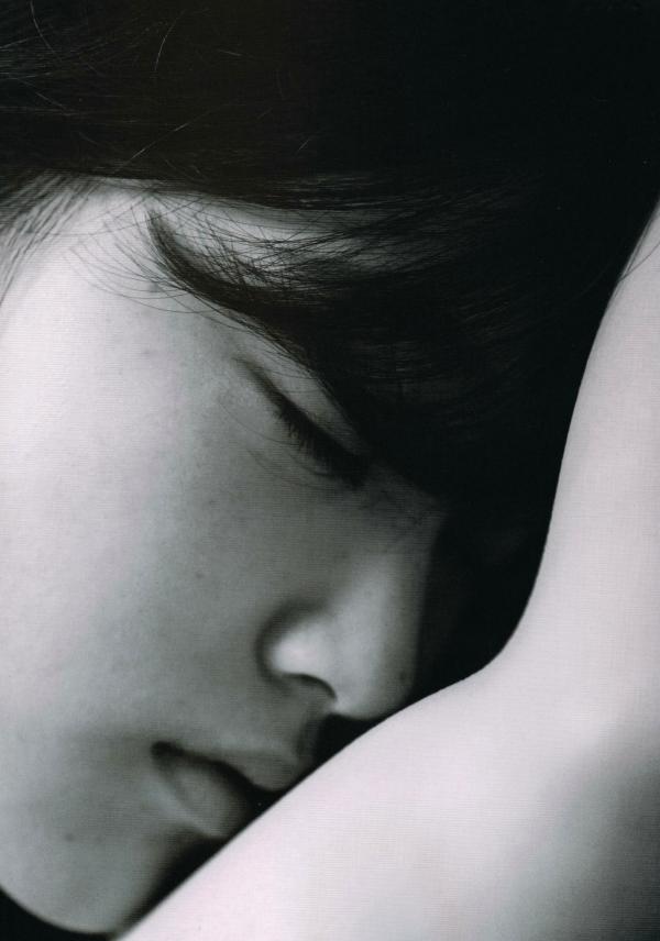    PB写真集_星野みなみ/星野南 1st PhotoBook 异国旅拍与居家私房治愈系写真集第121张图片