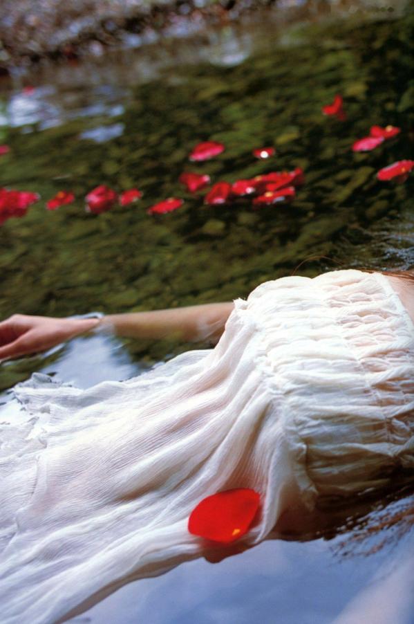    PB写真集_Takahashi Ai 高橋愛 《ai》 写真集，清新私房与沙滩比基尼唯美风情[142P]第83张图片