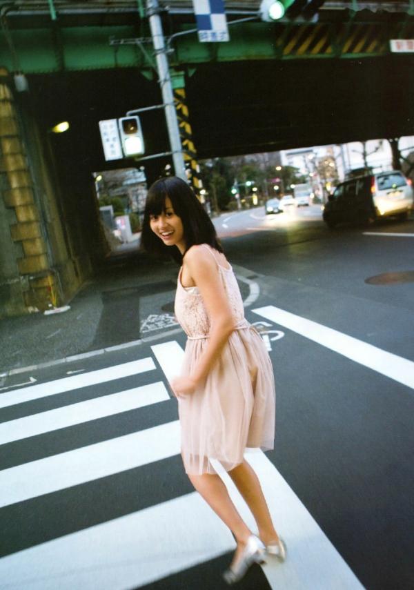    前田敦子 Atsuko Maeda《In-Tokyo》日本清纯写真集：少女生活私房与户外清新记录第1张图片