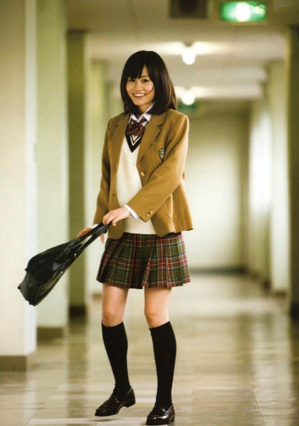    前田敦子 Atsuko Maeda《In-Tokyo》日本清纯写真集：少女生活私房与户外清新记录第4张图片