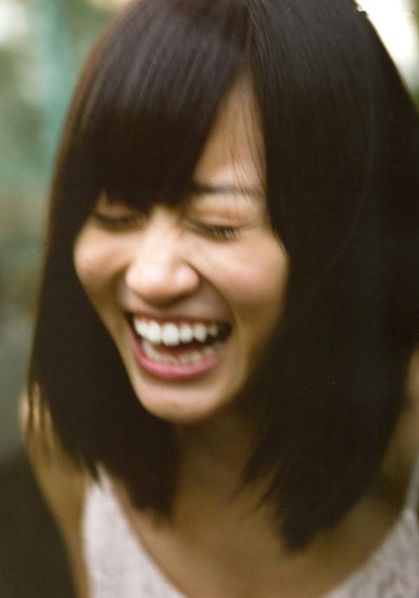    前田敦子 Atsuko Maeda《In-Tokyo》日本清纯写真集：少女生活私房与户外清新记录第9张图片