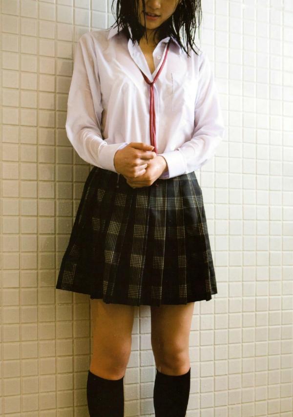    前田敦子 Atsuko Maeda《In-Tokyo》日本清纯写真集：少女生活私房与户外清新记录第46张图片