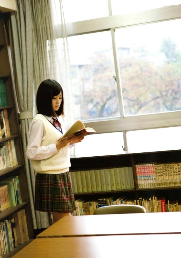    前田敦子 Atsuko Maeda《In-Tokyo》日本清纯写真集：少女生活私房与户外清新记录第51张图片