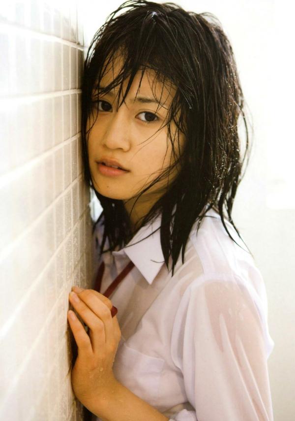    前田敦子 Atsuko Maeda《In-Tokyo》日本清纯写真集：少女生活私房与户外清新记录第55张图片